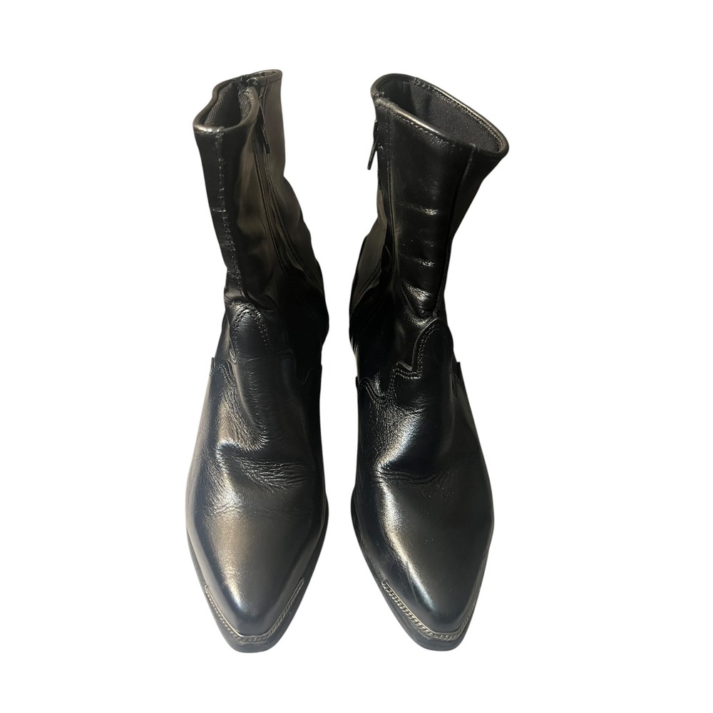 Vintage Black Leather Pointed Toe Western Ankle Boots with Metal Tip 6M USA Made